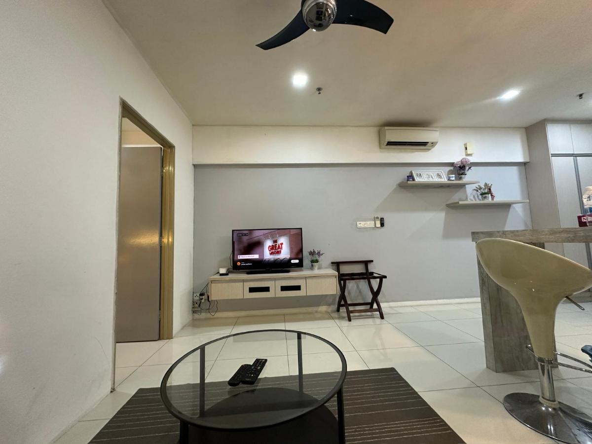 Summer Suites Klcc By Purple Orchid Kuala Lumpur Extérieur photo