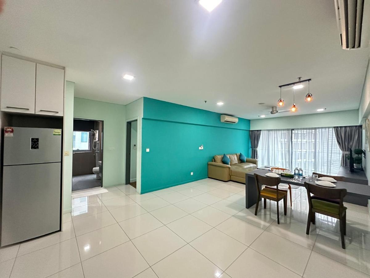 Summer Suites Klcc By Purple Orchid Kuala Lumpur Extérieur photo