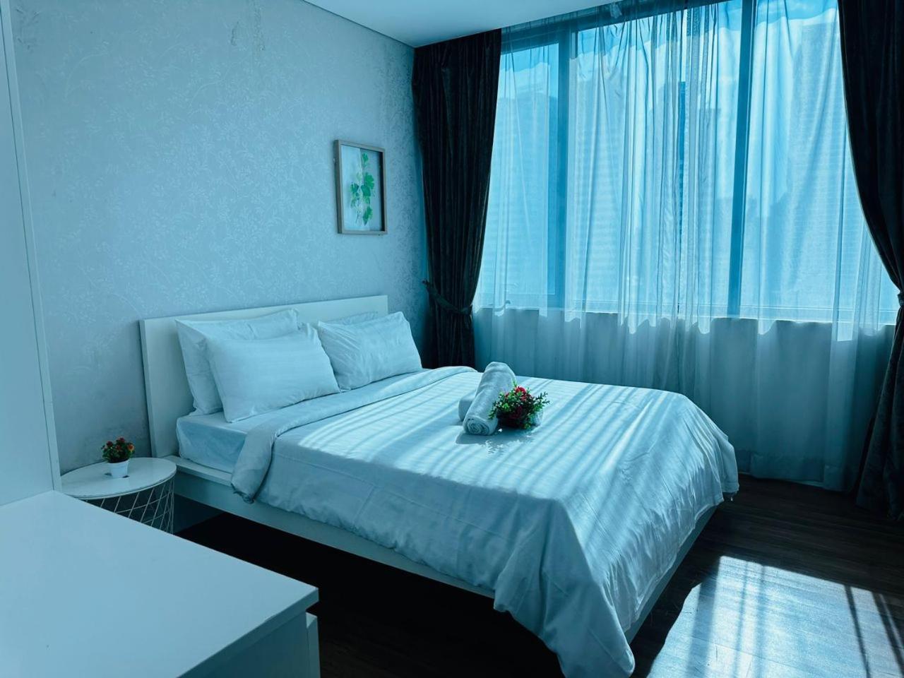 Summer Suites Klcc By Purple Orchid Kuala Lumpur Extérieur photo