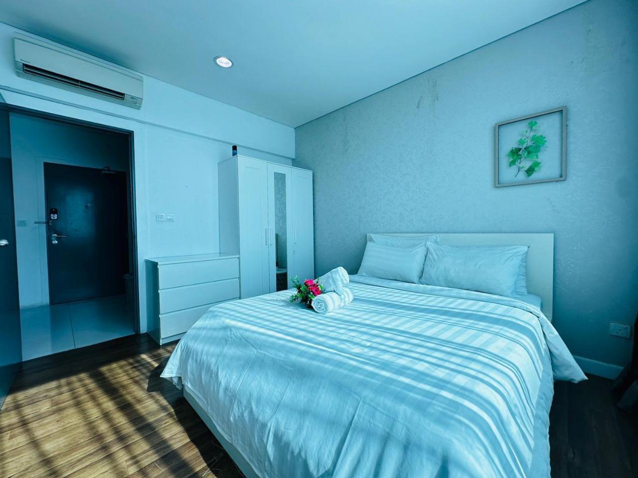Summer Suites Klcc By Purple Orchid Kuala Lumpur Extérieur photo